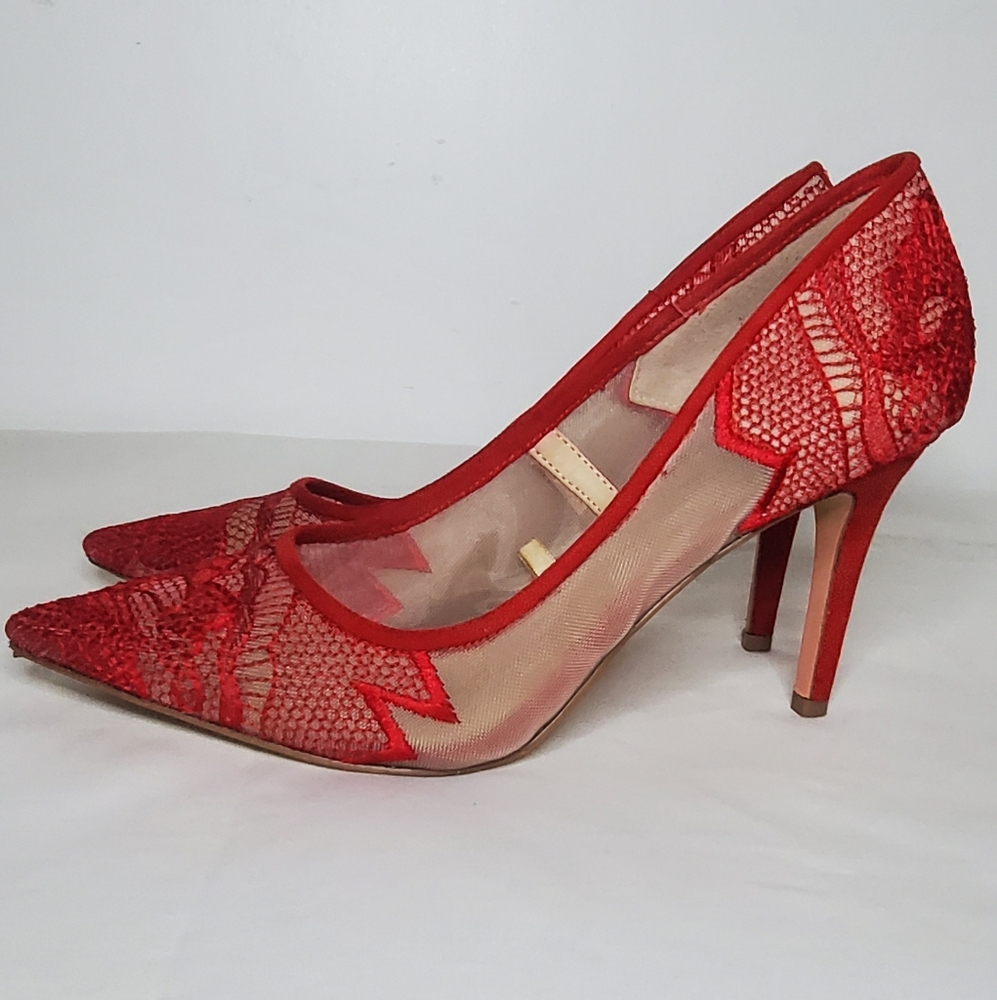 Jessica Simpson Size 7 1/2 M - Chic Red Lace Women's Heels - Picture 2 of 10